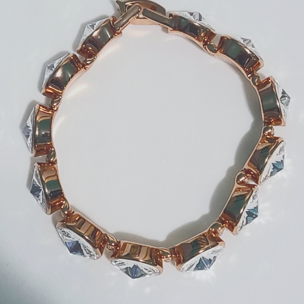 Henri Bendel Bracelet